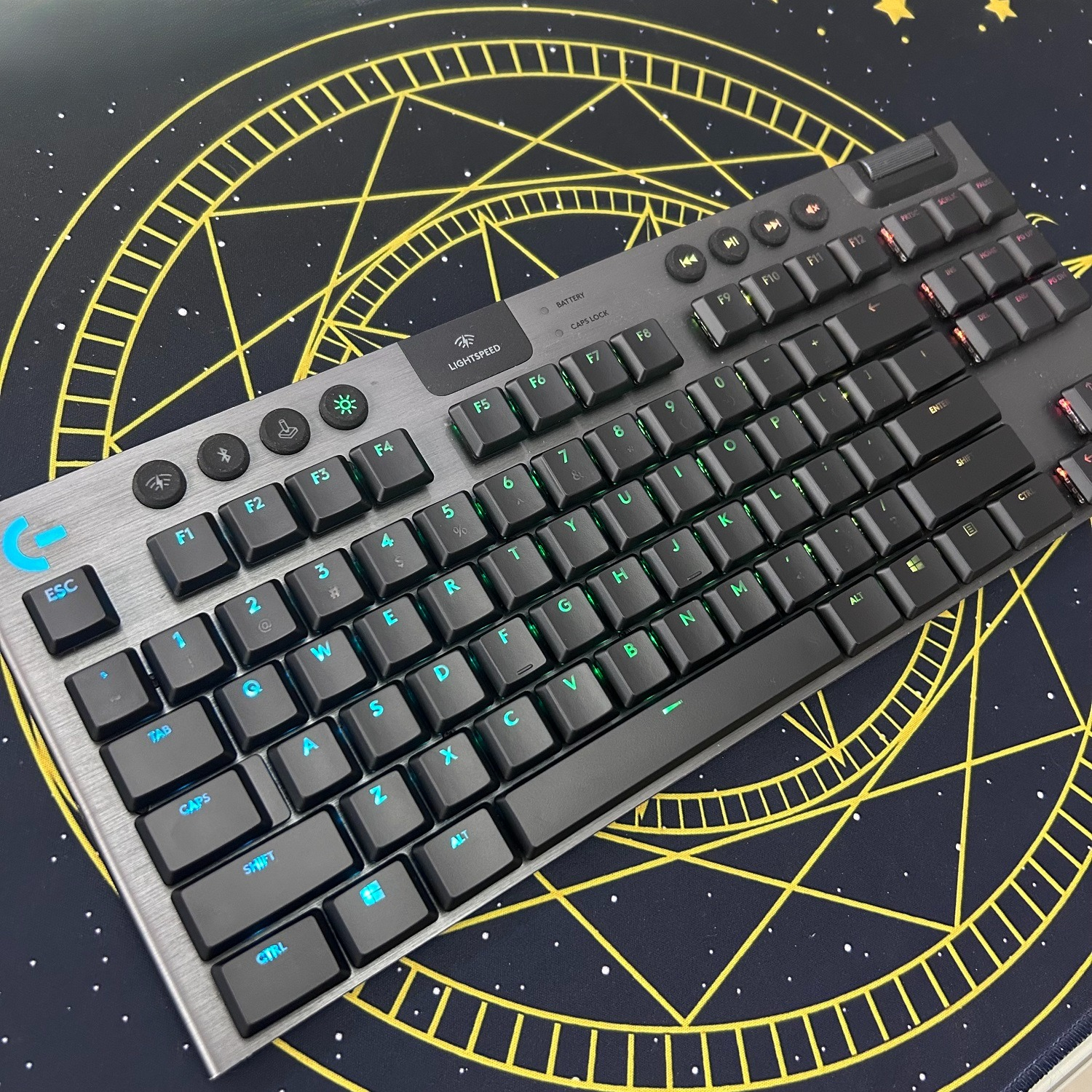 RGB Gaming Keycaps for Logitec – Virtual Gaming Accessories recenzja i cena